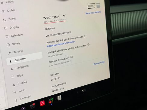 Used 2022 Tesla Model Y Performance AWD/4WD image 18