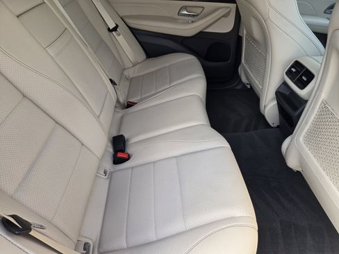 Used 2020 Mercedes-Benz GLE 350 image 26