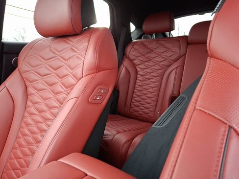 Certified 2025 Genesis GV80 3.5T image 18