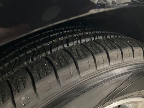 Used 2023 Ford Edge SEL w/ Convenience Package image 28