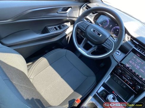 New 2026 Jeep Grand Cherokee Laredo X AWD/4WD image 21