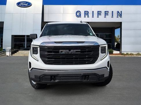 Used 2024 GMC Sierra 1500 Pro w/ Trailering Package AWD/4WD image 12