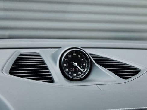 New 2025 Porsche Macan 4S Electric image 20