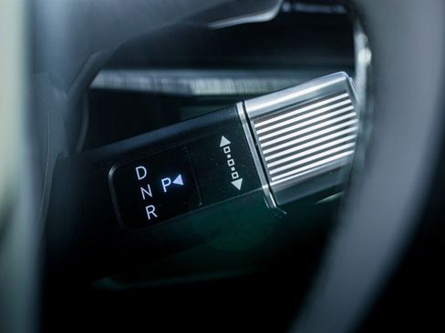 Used 2024 Hyundai Santa Fe Calligraphy image 25