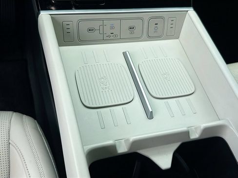 Used 2025 Hyundai Santa Fe Calligraphy FWD image 18
