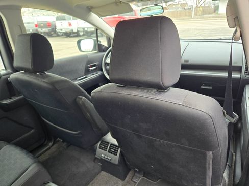 Used 2010 MAZDA MAZDA5 Sport image 43