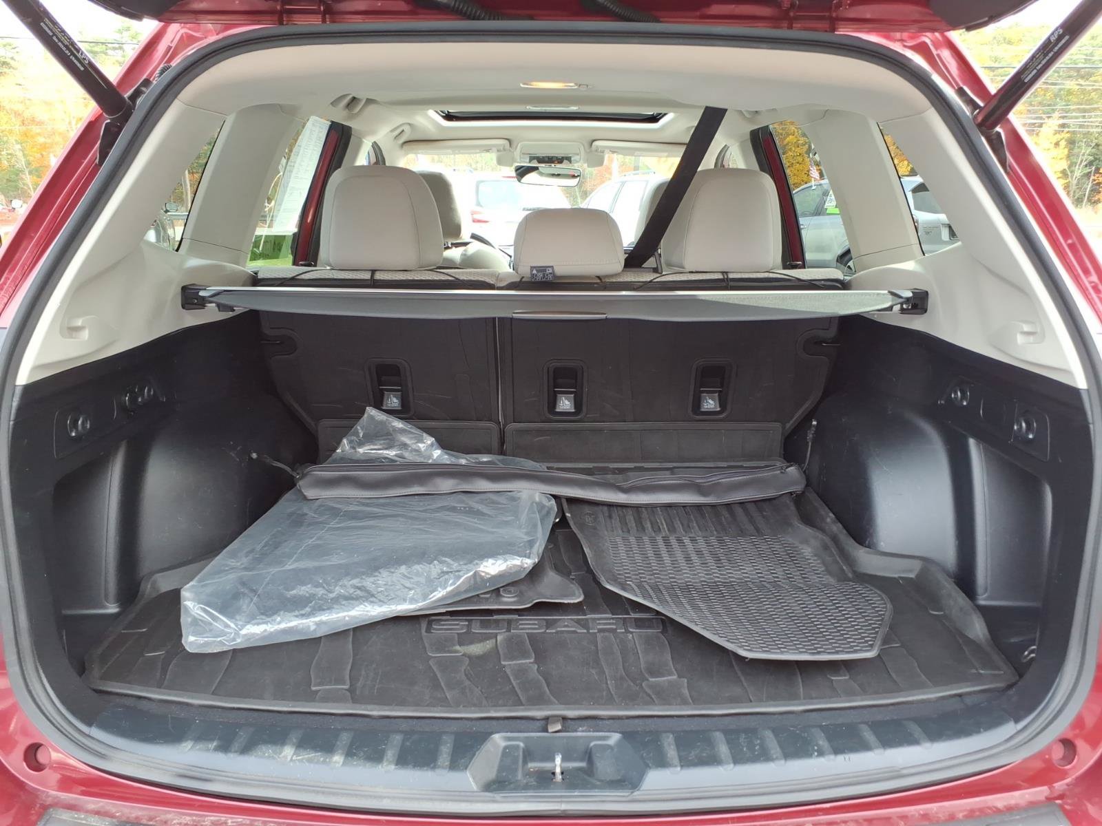 Used 2019 Subaru Forester Premium AWD/4WD image 6