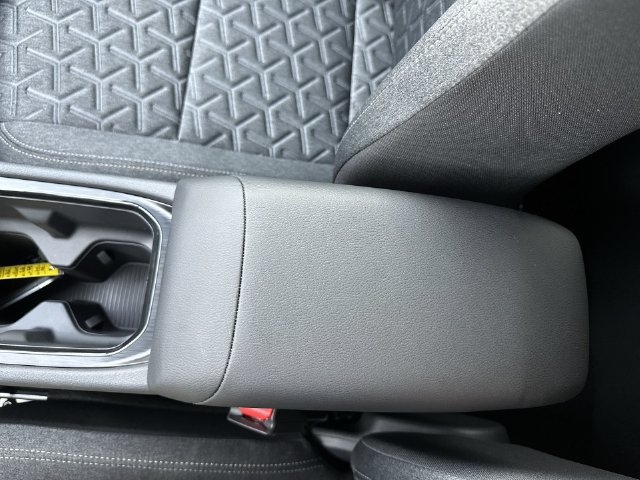 New 2026 Nissan Kicks SV w/ SV Premium Package FWD image 25