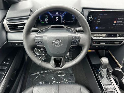Used 2025 Toyota Camry XSE w/ Premium Plus Package FWD image 15