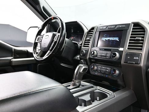 Used 2018 Ford F150 Raptor w/ Equipment Group 802A Luxury AWD/4WD image 15