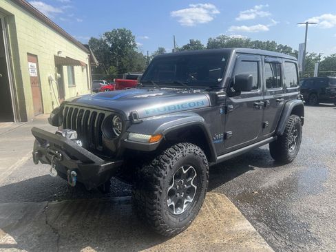 Used 2021 Jeep Wrangler Unlimited Rubicon 4xe w/ Cold Weather Group AWD/4WD image 8