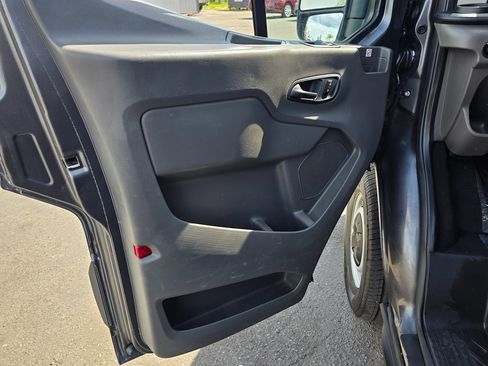 Used 2020 Ford Transit 250 Low Roof RWD image 13