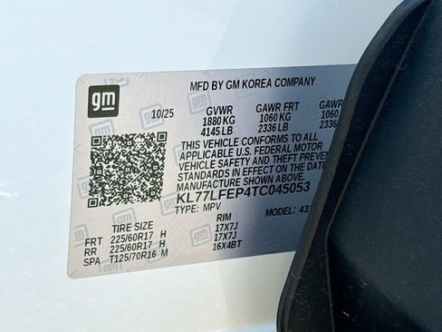 Used 2026 Chevrolet Trax LS FWD image 30