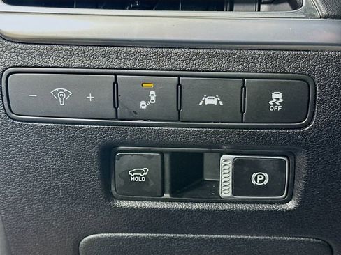 Used 2021 Hyundai Palisade Calligraphy image 11