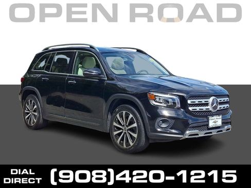 Used 2022 Mercedes-Benz GLB 250 4MATIC image 1