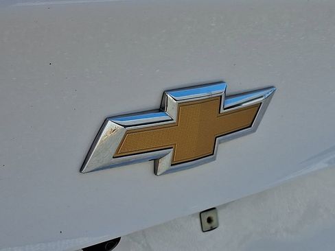 Used 2023 Chevrolet Malibu LT image 29