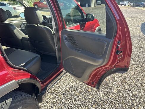 Used 2003 Ford Escape XLT AWD/4WD image 16