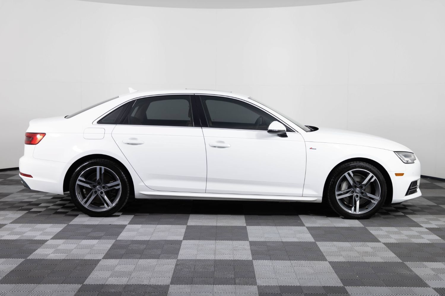 Used 2017 Audi A4 2.0T Premium Plus AWD/4WD image 9