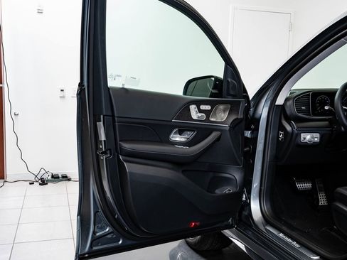 New 2026 Mercedes-Benz GLS 450 GLS 450 image 31