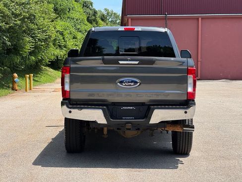 Used 2017 Ford F250 Lariat w/ Chrome Package AWD/4WD image 6