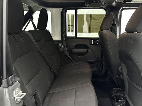 Used 2020 Jeep Wrangler Unlimited Sport S image 30