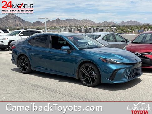 Used 2025 Toyota Camry XSE FWD image 1