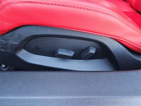 Used 2023 Chevrolet Corvette Stingray Convertible w/ 1LT image 11