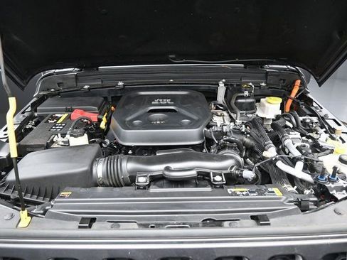 Used 2022 Jeep Wrangler Unlimited Sahara 4xe w/ Cold Weather Group image 39