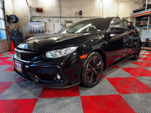 Used 2019 Honda Civic EX image 3