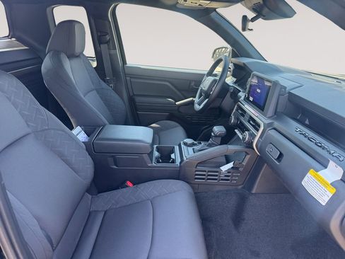 New 2026 Toyota Tacoma SR AWD/4WD image 15
