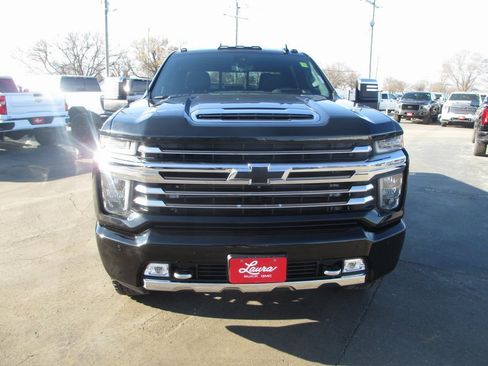 Used 2020 Chevrolet Silverado 3500 High Country w/ Z71 Off-Road Package image 12