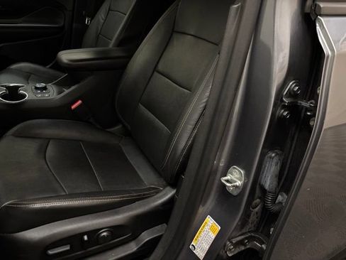 Used 2021 GMC Terrain SLT w/ Infotainment Package II AWD/4WD image 12