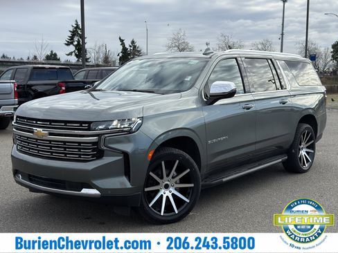 Used 2023 Chevrolet Suburban Premier image 1