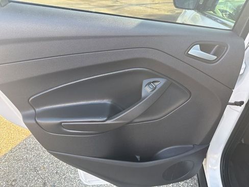 Used 2019 Ford Escape SEL AWD/4WD image 10