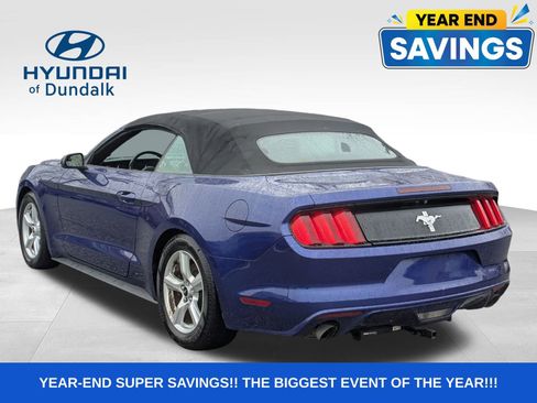 Used 2016 Ford Mustang Convertible image 7