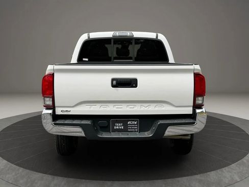 Used 2019 Toyota Tacoma SR5 image 5