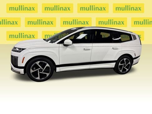 Used 2026 Hyundai Ioniq 9 Calligraphy image 8