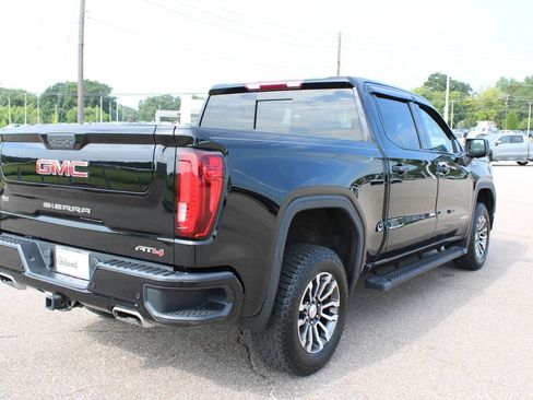 Used 2022 GMC Sierra 1500 AT4 w/ AT4 Premium Package AWD/4WD image 19