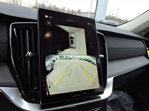 New 2026 Volvo XC90 B6 Ultra w/ Protection Package AWD/4WD image 19