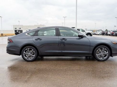 New 2026 Honda Accord EX-L image 8