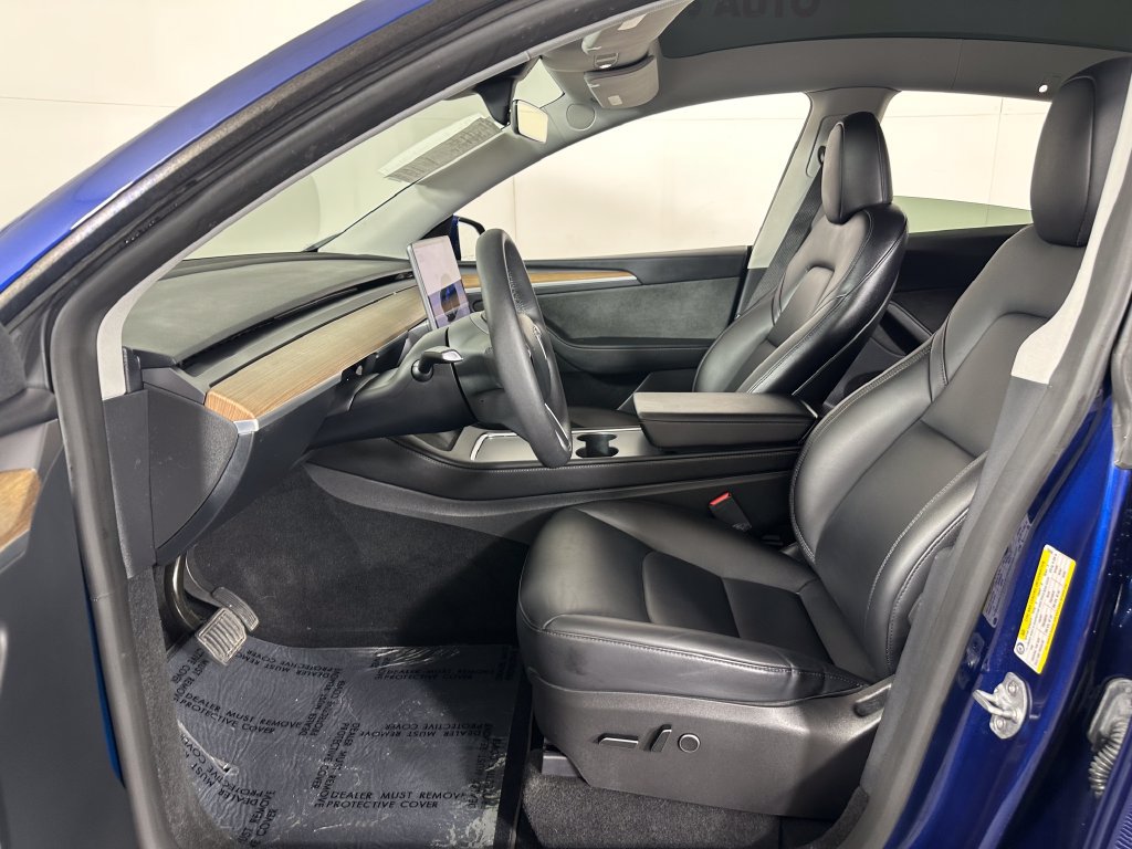 Used 2023 Tesla Model Y Long Range AWD/4WD image 17