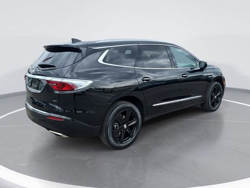 Used 2024 Buick Enclave Essence w/ Sport Touring Edition AWD/4WD image 3