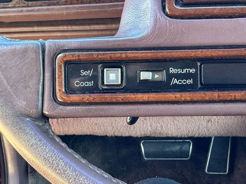 Used 1989 Cadillac Eldorado Coupe image 33