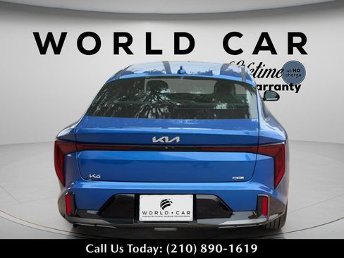 New 2025 Kia K4 GT-Line w/ GT-Line Sunroof Package image 4