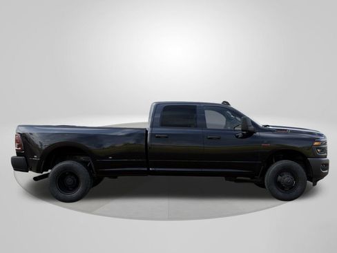 New 2026 RAM 3500 Tradesman AWD/4WD image 21