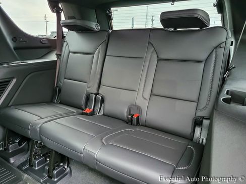 New 2026 GMC Yukon Denali w/ Sun & Power Step Package image 11