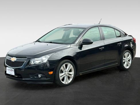 Used 2012 Chevrolet Cruze LTZ FWD image 3