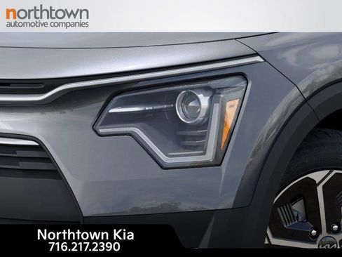 New 2025 Kia Niro EX image 11
