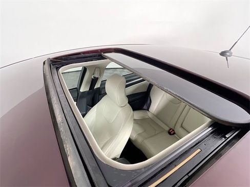 Used 2017 Ford Fusion Energi Titanium image 23