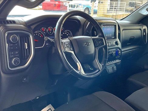 Used 2019 Chevrolet Silverado 1500 RST AWD/4WD image 10